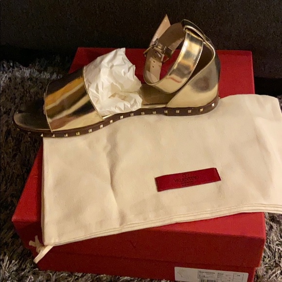 Shoes - Picture 3 of 3